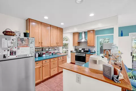 Kitchen - 2257 S Bent Tree Dr, Bloomington, IN 47401 photo 1 of 3