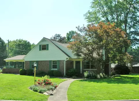 5733 Garden Valley Rd, Newburgh, IN 47630