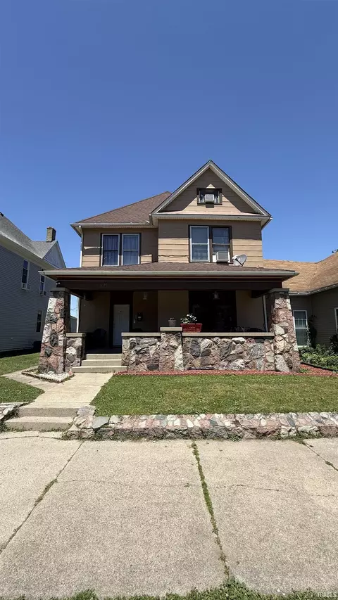 820 North St, Logansport, IN 46947