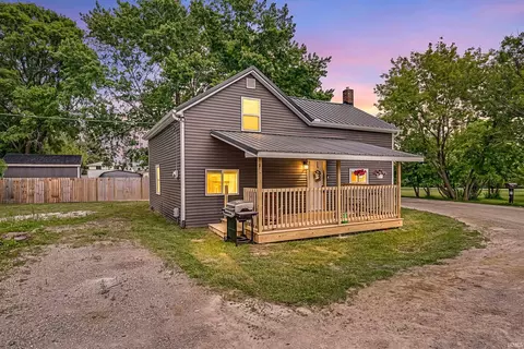 5982 County Road 7, Garrett, IN 46738