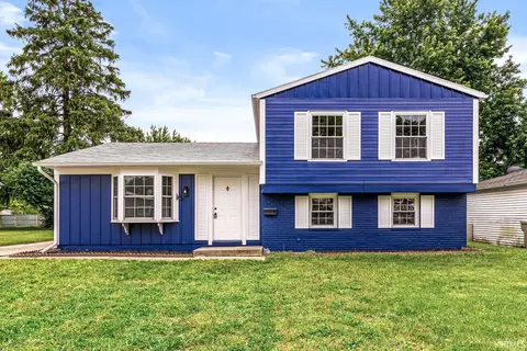 1456 Oakdale Dr, South Bend, IN 46614