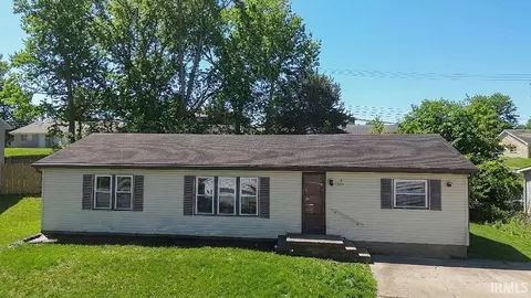 1209 Green Tree Ln, Bloomington, IN 47403