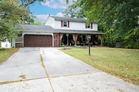 4510 Trierwood Park Dr, Fort Wayne, IN 46815