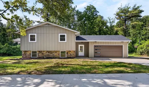 2102 E Wimbleton Ln, Bloomington, IN 47401