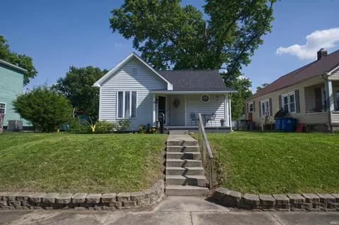 809 N 13th St, Vincennes, IN 47591