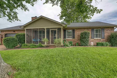 2651 Saratoga Dr, Evansville, IN 47715