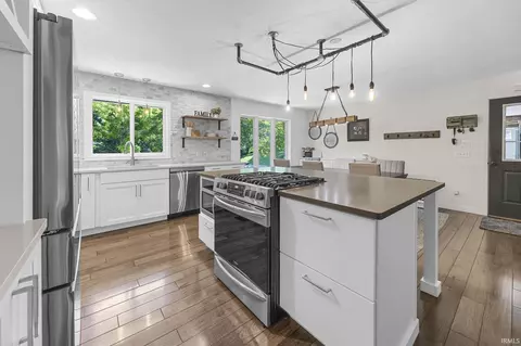 Kitchen - 369 E 190 N Rd, Jasper, IN 47546 photo 2 of 2