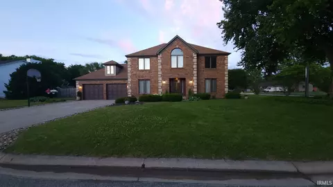 55828 Nursery Ave, Mishawaka, IN 46545