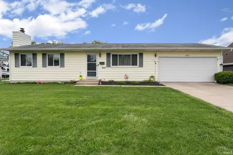 215 E Borley Ave, Mishawaka, IN 46545