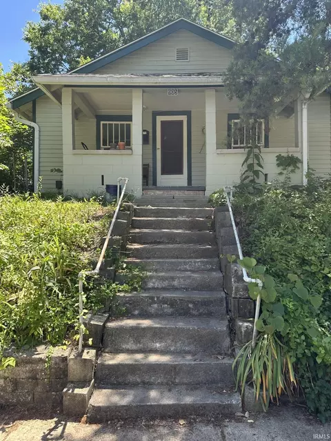 905 W 3rd St, Bloomington, IN 47403