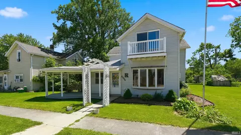 98 W Washington, Poneto, IN 46781