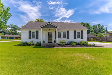 2511 Saint George Rd, Evansville, IN 47711