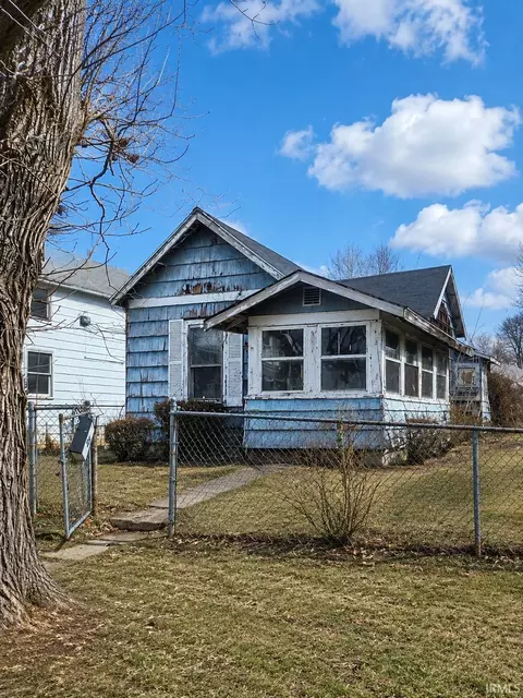 2405 S Boots St, Marion, IN 46953