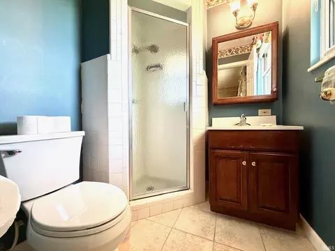Bath - 325 Forest View Dr, Bedford, IN 47421 photo 1 of 1