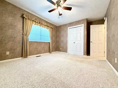 Bedroom - 325 Forest View Dr, Bedford, IN 47421 photo 4 of 7