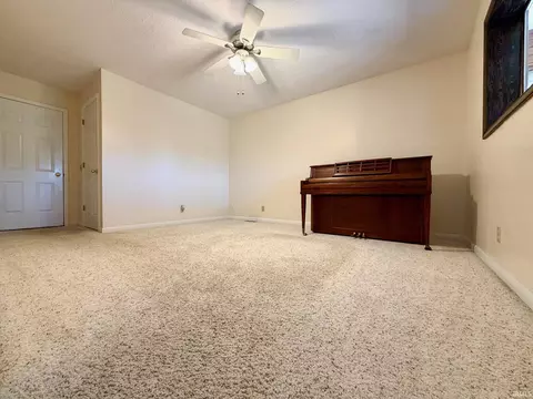 Living - 325 Forest View Dr, Bedford, IN 47421 photo 4 of 5
