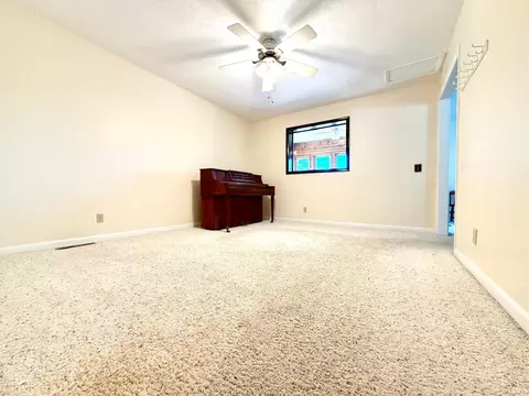 Living - 325 Forest View Dr, Bedford, IN 47421 photo 5 of 5
