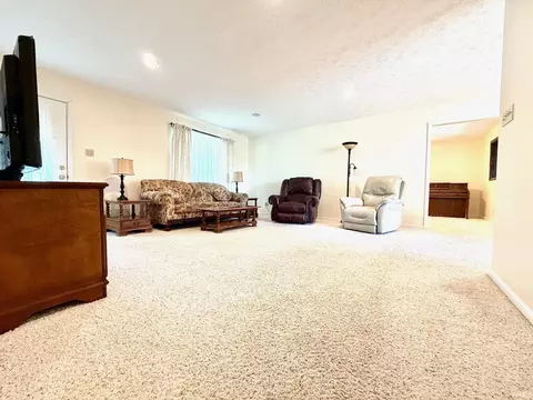 Living - 325 Forest View Dr, Bedford, IN 47421 photo 1 of 5
