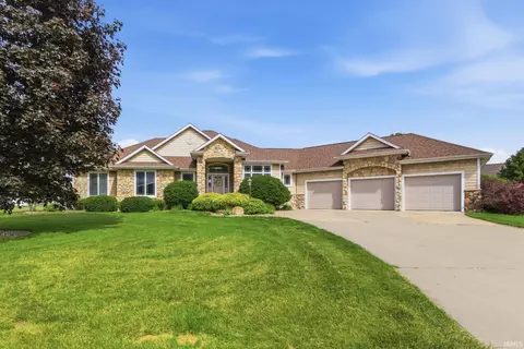 57630 Hearthstone Ct, Goshen, IN 46528
