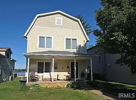 3717 Lakeshore Dr, Bremen, IN 46506
