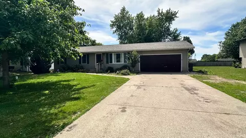 66099 Grasslands Ln, Goshen, IN 46526