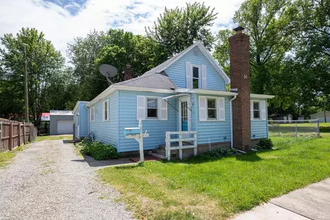 321 E Cherry St, Argos, IN 46501