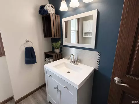 Bath - 379 E 6th St, Peru, IN 46970 photo 1 of 1