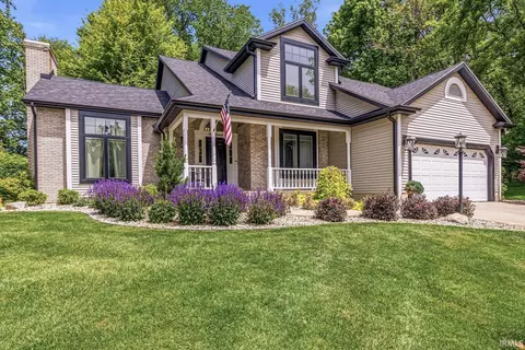 26416 Olympic Club Dr, South Bend, IN 46628