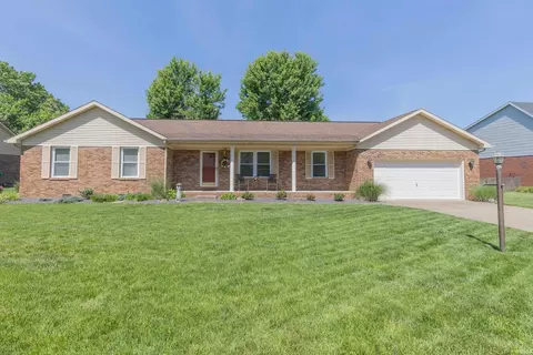 6940 Northfield Dr, Evansville, IN 47711