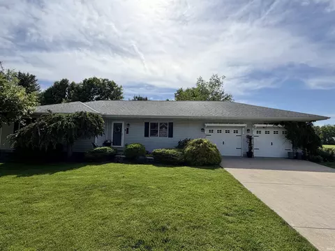 425 N Carter Ln, Swayzee, IN 46986