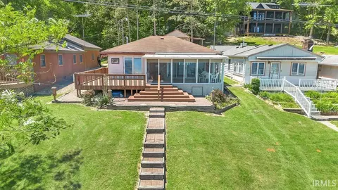 7667 N John Young Rd, Unionville, IN 47468