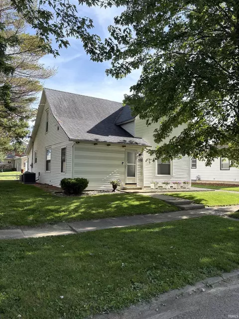 210 E Jackson St, Monroe, IN 46772