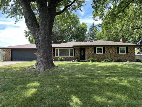 59843 Kay Blvd, Elkhart, IN 46517