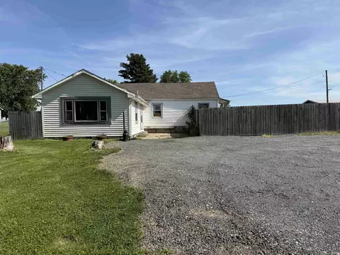 8746 W Us Highway 40 Hwy, Knightstown, IN 46148