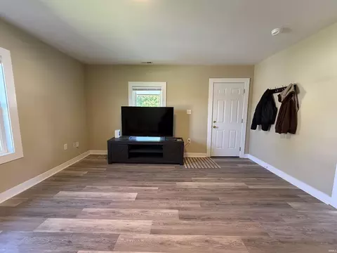 Living - 1210 4th St, Bedford, IN 47421 photo 2 of 3