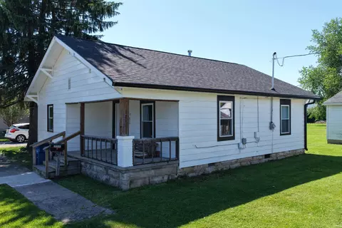 1210 4th St, Bedford, IN 47421