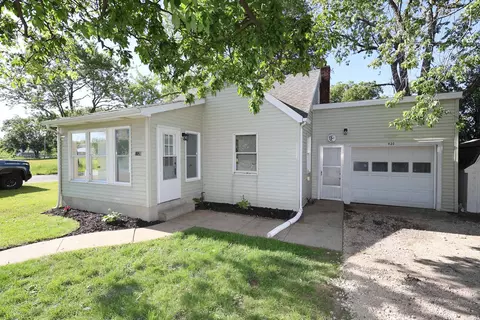 1120 Sanders Ave, Goshen, IN 46528