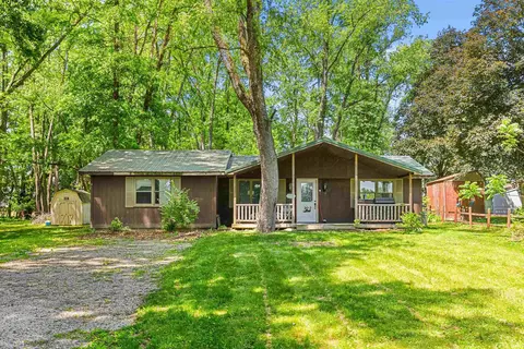3804 N Lake Road 26 E, Monticello, IN 47960