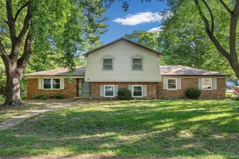5314 Lynnwood Dr, West Lafayette, IN 47906
