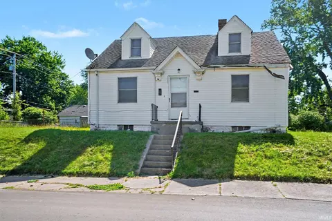 301 Altgeld St, South Bend, IN 46614