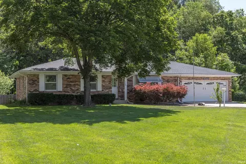 52288 Laurel Rd, South Bend, IN 46637