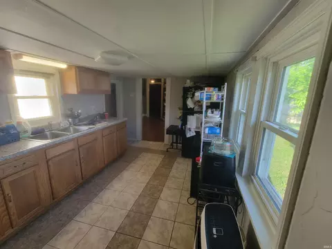 Entry Way - 816 N Hickory, Dunkirk, IN 47336 photo 1 of 1