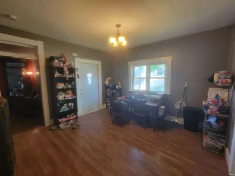 Dining - 816 N Hickory, Dunkirk, IN 47336 photo 1 of 1