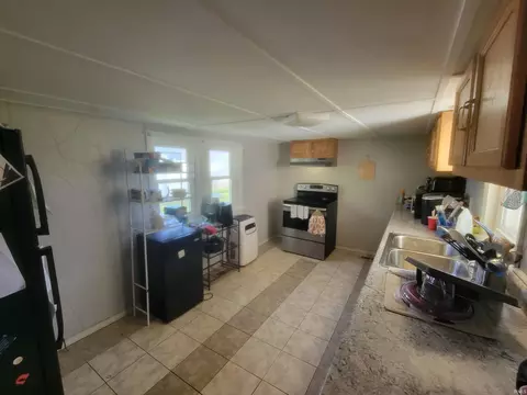 Kitchen - 816 N Hickory, Dunkirk, IN 47336 photo 1 of 1