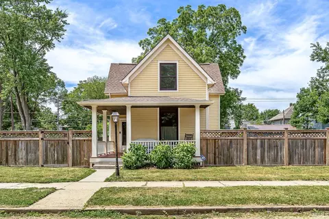 621 N Scott St, South Bend, IN 46616
