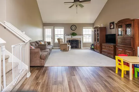 Living - 665 Redwood Dr, Pendleton, IN 46064 photo 2 of 2