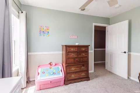 Bedroom - 665 Redwood Dr, Pendleton, IN 46064 photo 5 of 9