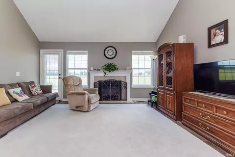 Living - 665 Redwood Dr, Pendleton, IN 46064 photo 1 of 2