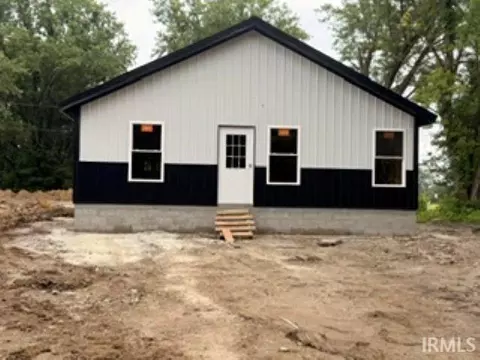 224 N First St, Mitchell, IN 47446 photo 6