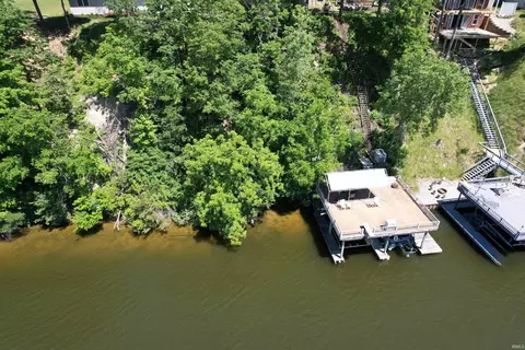 11494 W Paradise Rd, Monticello, IN 47960